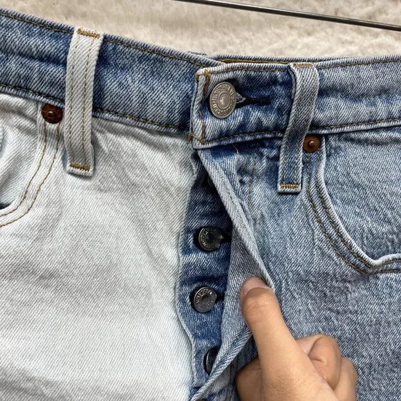 Levi's 501 Denim Shorts Womens 6 27 Two Tone Split Dye Mid Rise Button Fly - Picture 3 of 11